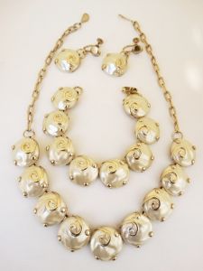 1950s Faux Baroque Pearl 3 Piece Demi Parure Swirled Gold Set Earrings Necklace Bracelet