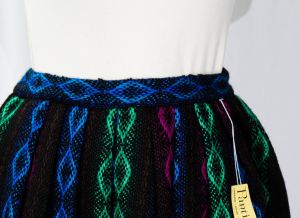 XXS 1950s Pleated Skirt - Folk Style Harlequin Diamond Wool Tweed Stripes - Size 2 Winter Fuschia  - Fashionconstellate.com
