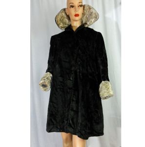 Vintage 40s Swing Coat Black Velvet Jacket Off White Collar and Cuffs WWII Era Old Hollywood - Fashionconstellate.com