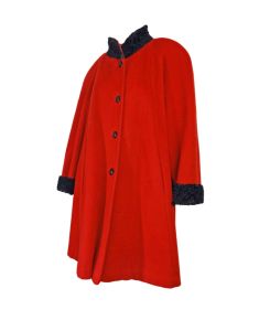 Plus Size Vintage 80s Coat Red Wool Swing Coat Black Faux Fur Collar & Cuffs by Leslie Fay