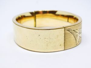 Edwardian Standard Button Company Thick Gold Filled Floral Repousse Bangle Bracelet - Fashionconstellate.com