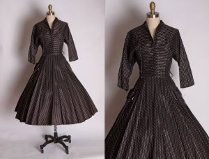 1950s Black and Pink Flocked Taffeta Fit and Flare 3/4 Length Sleeve Dress - S/M