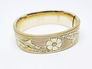Edwardian Standard Button Company Thick Gold Filled Floral Repousse Bangle Bracelet