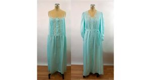 Lily of France nightgown and robe peignoir Rosa Puleo-Szule 1980s blue satin Size M