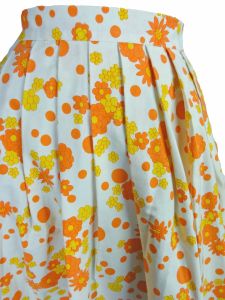 Vintage 60s Flower Power Mod Orange Daisy Print Cotton Pleated Skirt | XS/S - Fashionconstellate.com