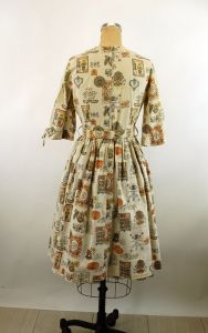 1950s 60s day dress cotton novelty shirtdress pleated skirt Size L - Fashionconstellate.com