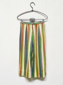 Vintage 1960s Capris, 60s Striped Cotton Linen Pedal Pushers, High-Waisted Clam Diggers Full Cut Leg - Fashionconstellate.com