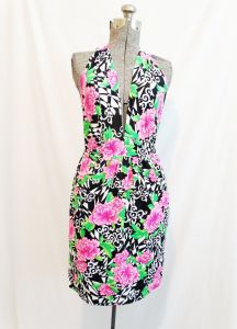1990s Catalina One Piece Halter Swimsuit with Skirt Set Pockets Plunging Neckline Backless Pink - Fashionconstellate.com