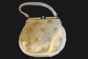 Vintage 1950s Beaded Top Handle Handbag White with Pink Floral Print Purse - Fashionconstellate.com
