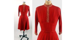 1950s dress red raglan sleeve faux fur collar gored skirt panel waist Size M