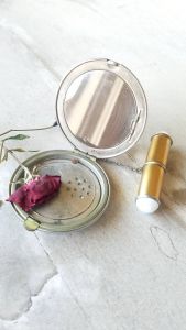 art deco compact mirror and lipstick case, 1940s gold mirror - Fashionconstellate.com