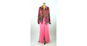 1960s bell bottoms pink polyester double knit cuffed flared pants Size S/M
