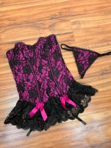 Vintage 1990's Fredericks of Hollywood Bustier and Thong | Size 34 B | Small | Pinup | Lingerie - Fashionconstellate.com