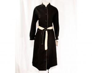 Size Medium Large Rain Coat - Black Cotton Canvas with Khaki Trim 1970s 80s Button Front & Tie Belt