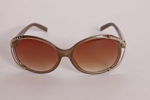 1970s 1980s Brown Rhinestone Figure 8 Detail Sunglasses