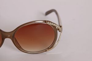 1970s 1980s Brown Rhinestone Figure 8 Detail Sunglasses - Fashionconstellate.com