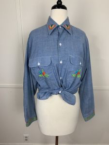Vintage 1970's ''Big Mac'' Hand Embroidered Chambray Work Shirt | Bust 44'' | Waist 43'' | VOLUP