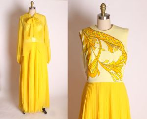 1960s 1970s Yellow Polyester & Chiffon Accordion Pleated Full Length Sleeveless Dress and Jacket
