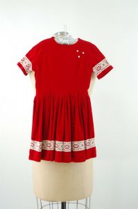 1950s girls dress red velveteen with lace trim and heart buttons Size 5/6 - Fashionconstellate.com
