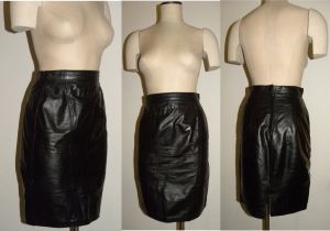 80s Black Leather PENCIL Skirt | Tight Fit High Waist Above Knee Skirt | W 27'' - Fashionconstellate.com