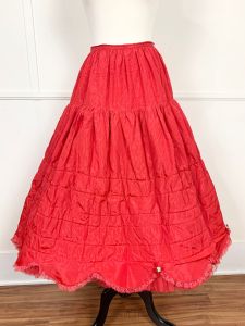 Vintage 1950's Lipstick Red Petticoat | Size Small | 24'' to 25'' Waist | Taffeta | Tulle | Pin Up