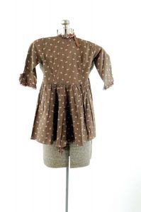 1970s girls calico dress brown pink floral pleated dress Size 6 - Fashionconstellate.com