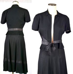40s Black Crepe Rayon Top & Ribbon Accent Pleated Full Skirt Set | XXS 23'' Waist