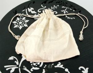 Edwardian reticule purse ivory linen drawstring pouch purse with open work - Fashionconstellate.com
