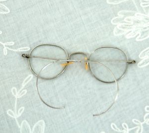 1920s silver wire rim eyeglasses with leather case antique frames