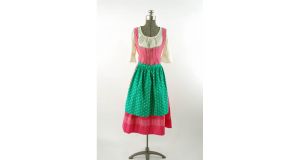Oktoberfest dress dirndl Trachten Tyrolean dress blouse apron pink green Heller Salzburger Size S - Fashionconstellate.com