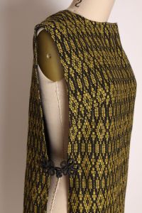 1960s Black and Yellow Geometric Print Sleeveless Pullover Tunic Dress Blouse - XS/S - Fashionconstellate.com