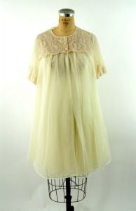 1960s chiffon sheer peignoir yellow beige babydoll nightgown and robe Shadowline Size M - Fashionconstellate.com