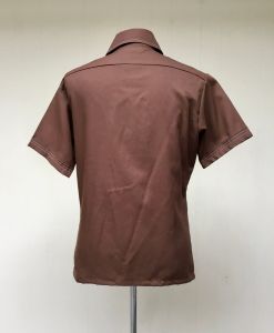 Vintage 1970s Mens Short Sleeve Shirt, Brown Polyester Hipster Casual Shirt, Medium - Fashionconstellate.com