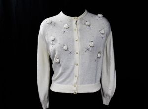 Size 12 1950s Cashmere Cardigan with 3D Roses & Beadwork - Button Front Cream Sweater - Luxury Knit