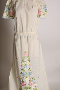 1960s Off White Short Sleeve Floral Flower Embroidery Full Length Formal Dress - XL - Fashionconstellate.com