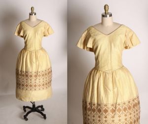 1950s Gold and Bronze Lurex Short Sleeve V Neck Formal Egyptian Style Cocktail Dress - XS