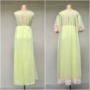 Vintage 1970s Tosca Yellow Peignoir Set, 70s Pastel Nylon Lace Nightgown, Robe w/Full Puffed Sleeves - Fashionconstellate.com