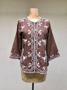 Vintage 1970s Embroidered Blouse, 70s Brown Caro of Honolulu Tunic, Small 34'' Bust