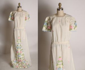 1960s Off White Short Sleeve Floral Flower Embroidery Full Length Formal Dress - XL