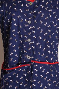 1970s Novelty Blue, Red and White Dog Print Sleeveless Button Up Pocketed Blouse - M - Fashionconstellate.com