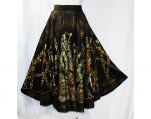 Size 6 Mexican Circle Skirt - Small 1950s Hand Painted Green Gold & Black Novelty Scene - Rockabilly - Fashionconstellate.com