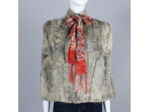 Vintage 1940s Era Gray Goat Fur Stole Shawl Cape Coat w/Strong Shoulder | OSFM