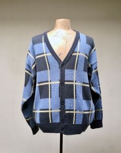 Vintage 1980s Men's Cardigan Blue Gray Plaid Acrylic Sweater Oversized New Wave Knit Drop Shoulders