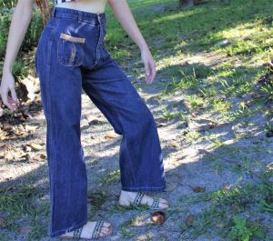S/ Vintage 70s Wide Leg Bell Bottoms, Ultra High Rise Jeans, Dark Wash Denim, High Waist Flare Jeans