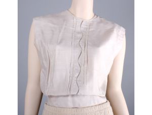 Vintage 1920s Size 38 Beige Off White Nude Top Blouse Silk Sleeveless Shirt | L/XL