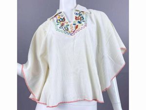 Vintage 1970s Shirt Rainbow Embroidered Oaxacan Boho Festival Batwing | XS-M