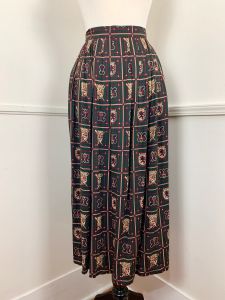 Vintage 1980's Heraldic Print Pleated Skirt | London Fog | Rayon | Size 12 | Waist 30'' - Fashionconstellate.com