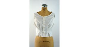 1910s sports corset vest tank white cotton button front Size M