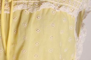 1970s Yellow and White Floral Flower Eyelet Lace Ruffle Edge Tie Sides Babydoll Nightgown Pajama Top - Fashionconstellate.com