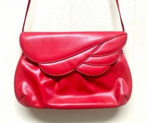 Vintage 1980s Red Leather Convertible Purse, 80s Crimson Clutch to Shoulder Bag, Crossbody Bag  - Fashionconstellate.com